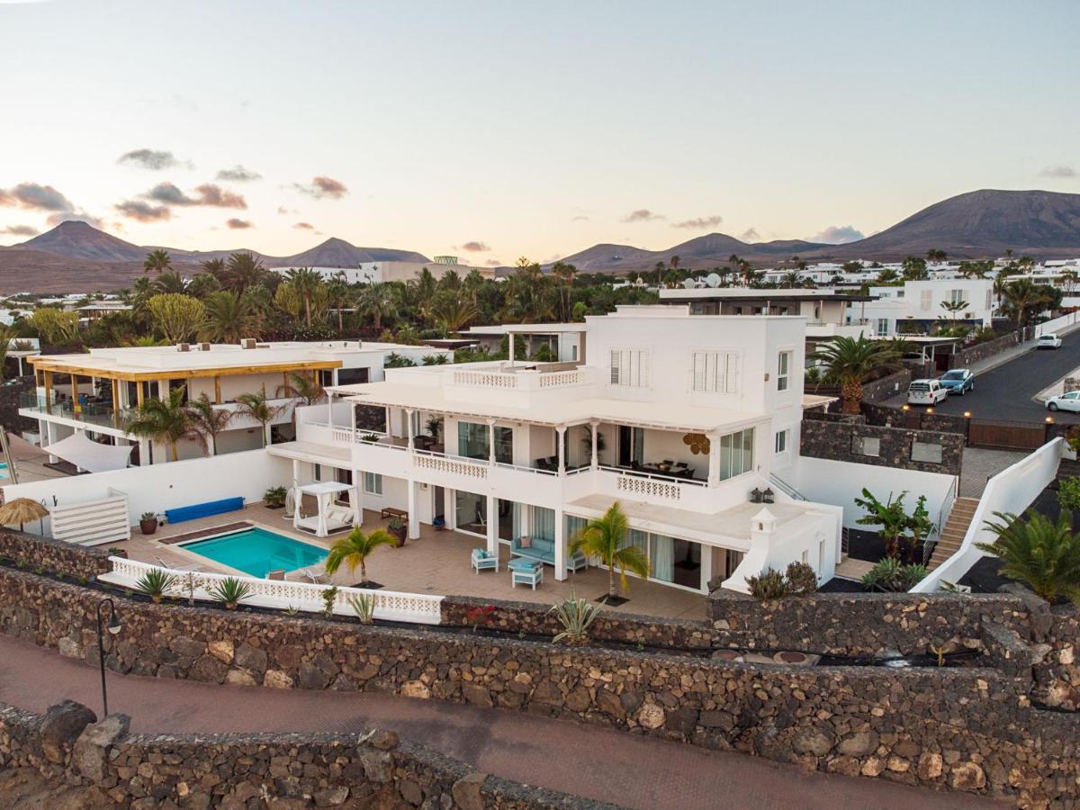 Odin Luxury Villa By Buenavilla Puerto Calero Exterior photo