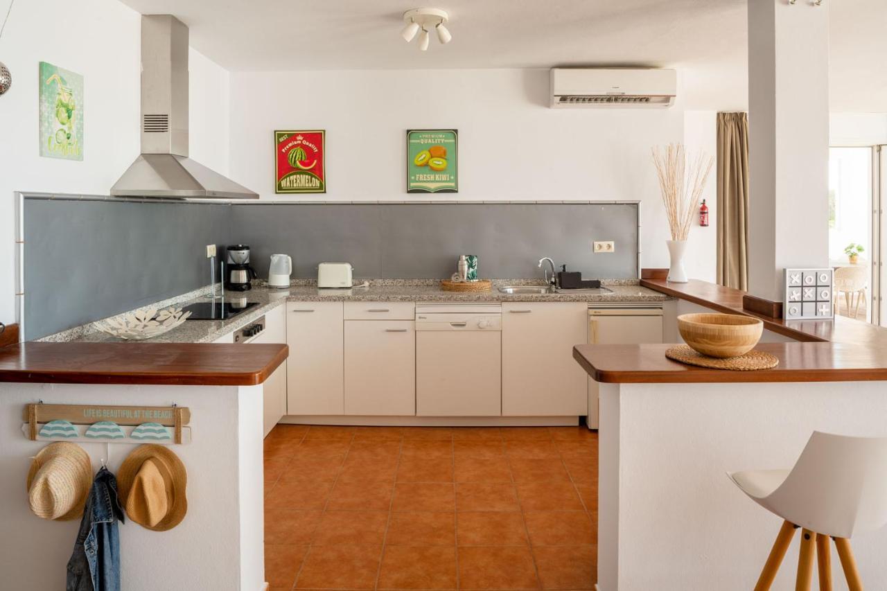 Odin Luxury Villa By Buenavilla Puerto Calero Exterior photo